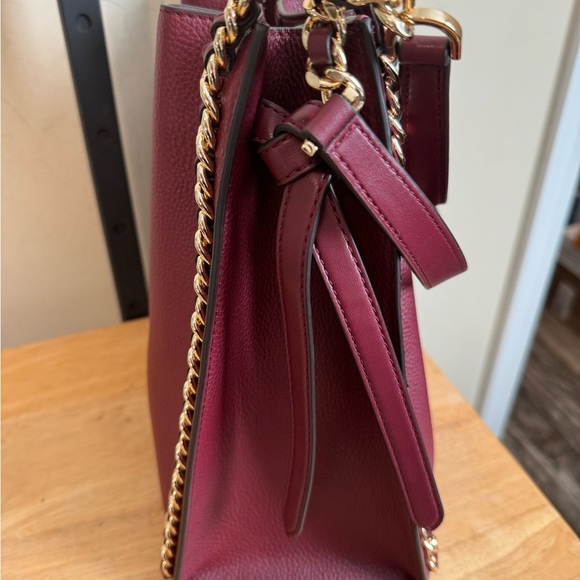 Michael Kors Mina Satchel w/Wallet - Picture 5 of 13